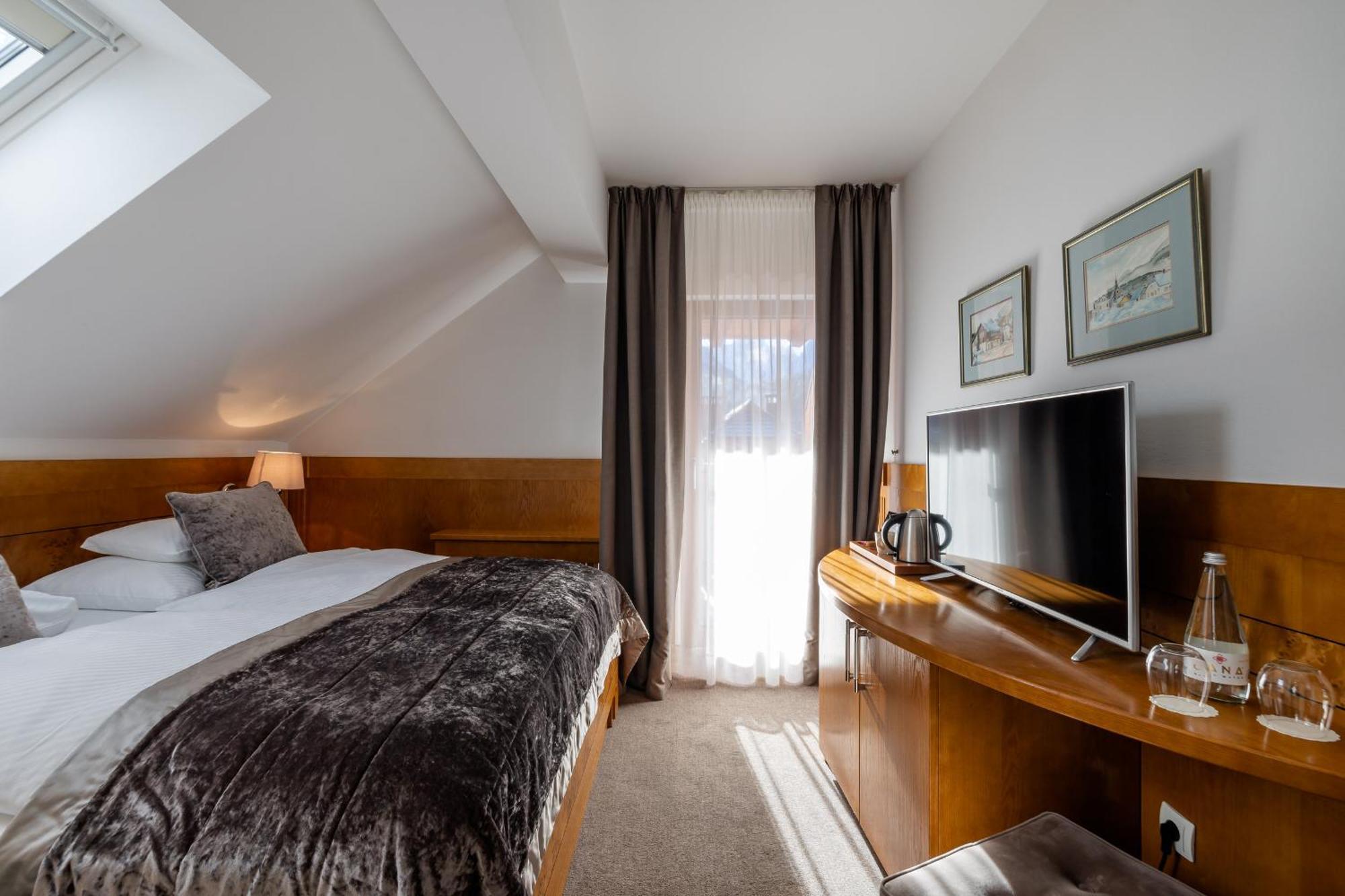 Hotel Lipa 3*